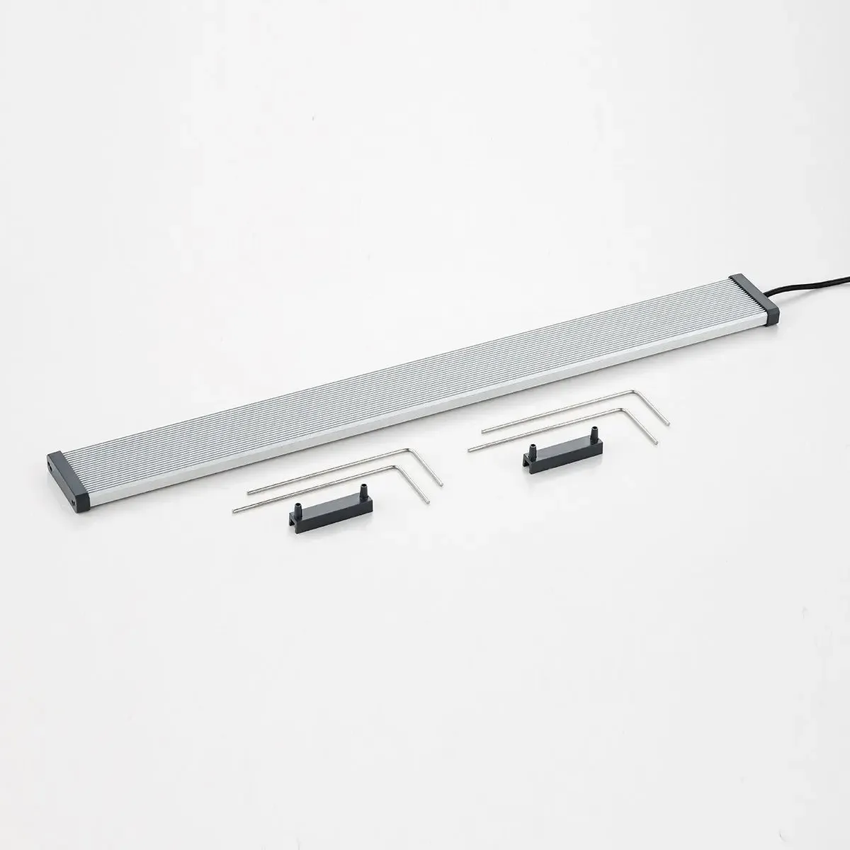 Plafoniera Led Chihiros B45 fresh 28.9 w con controller bluetooth - per acquari di acqua dolce da 45 a 65 cm