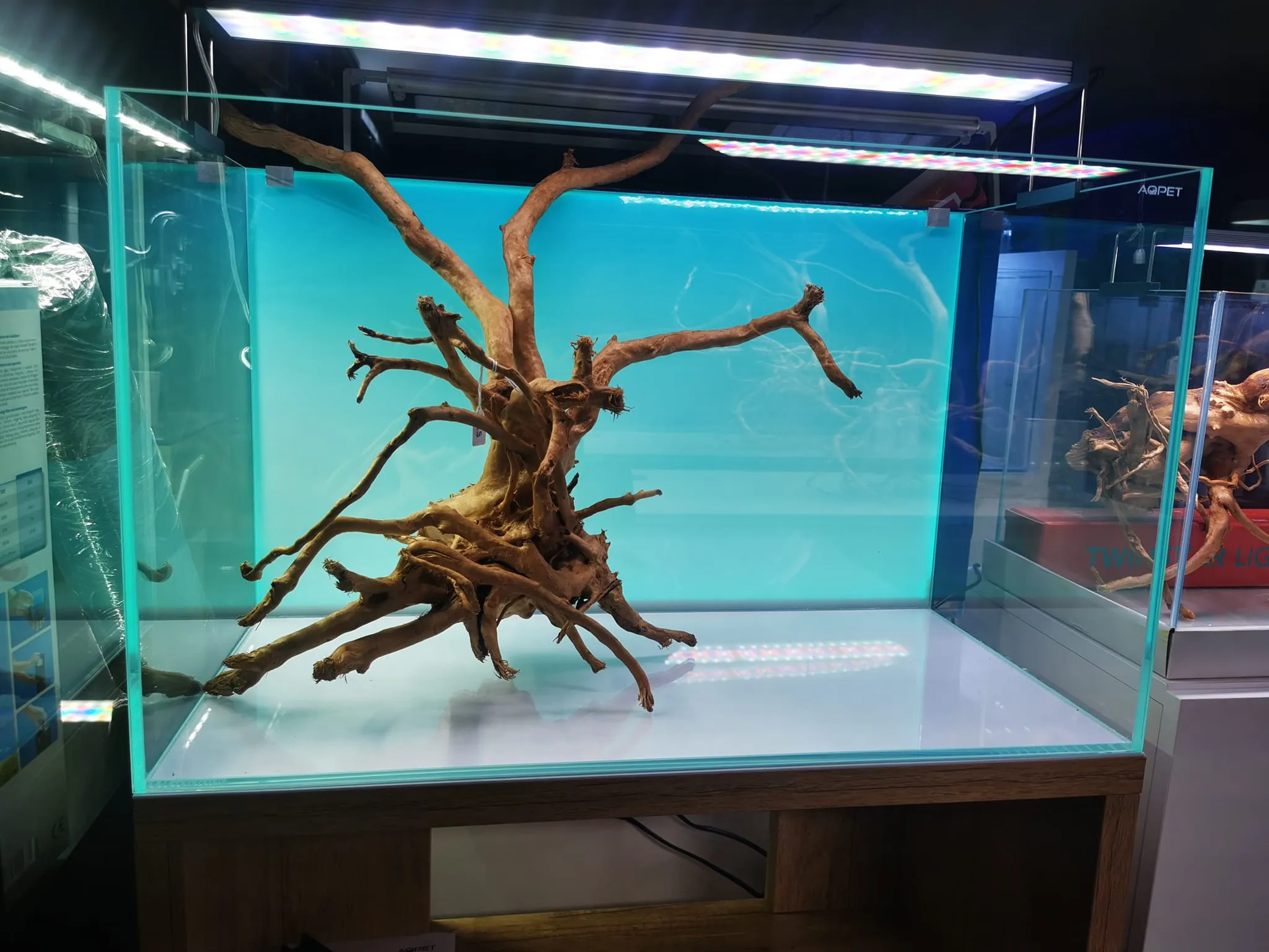 Aqpet EOS 90 - pannello retroilluminato a led rgb con app - sfondo luminoso per acquari di 90x50 cm
