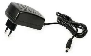 Alimentatore Universale 12 Volt DC per led o pompe sommerse - 2 Ah - 24 Watt IP44 - Stabilizzato - Switch - Trimmer